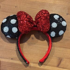 Sequin Minnie Mouse Ears Headband